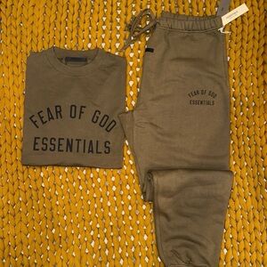 Fear of God Essentials Set (Olive)